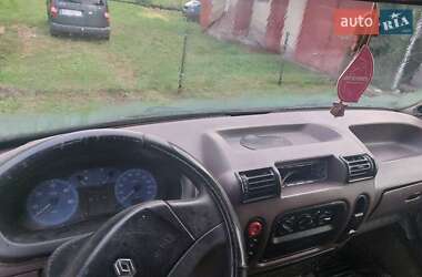 Другие грузовики Renault Master 2001 в 