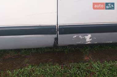 Другие грузовики Renault Master 2001 в 