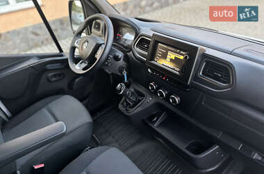 Грузовой фургон Renault Master 2020 в 