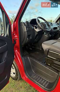 Грузовой фургон Renault Master 2019 в 