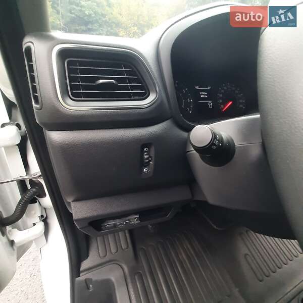 Вантажний фургон Renault Master 2021 в Полтаві