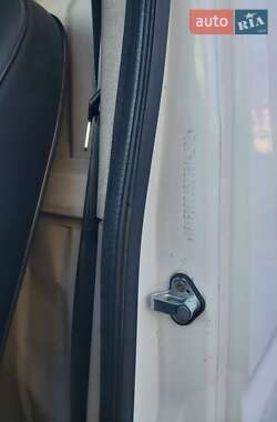 Грузовой фургон Renault Master 2001 в 