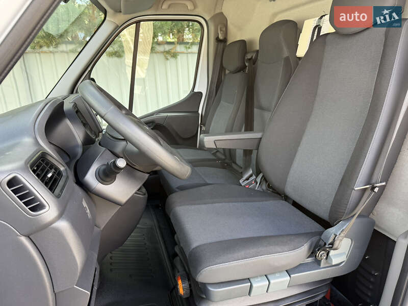 Грузовой фургон Renault Master 2020 в Луцке