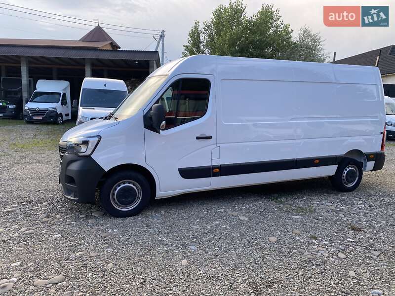 Грузовой фургон Renault Master 2022 в Хусте