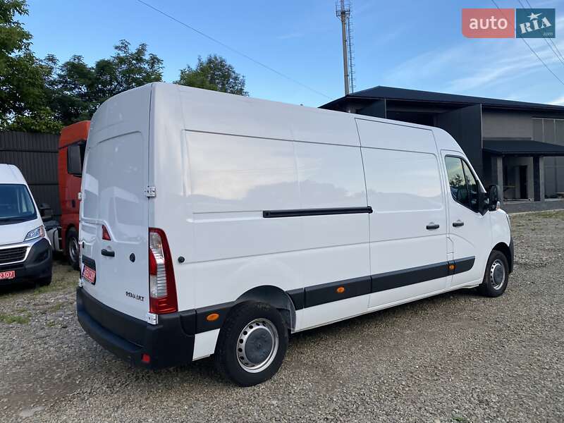 Грузовой фургон Renault Master 2022 в Хусте