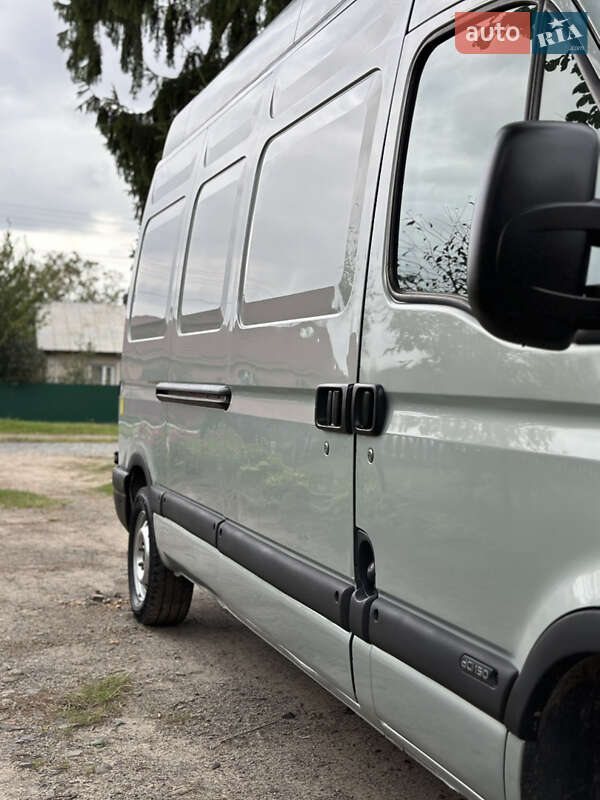 Грузовой фургон Renault Master 2008 в Козине