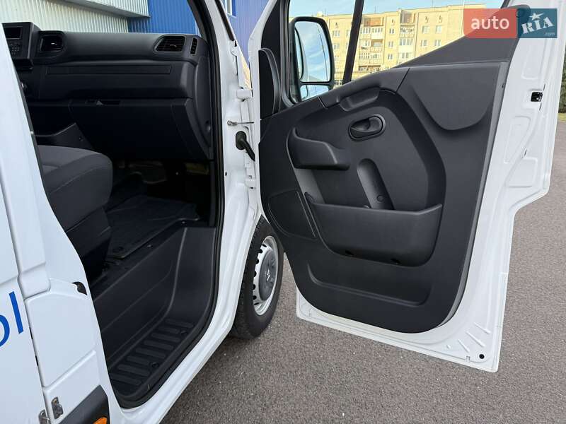 Грузовой фургон Renault Master 2021 в Киеве
