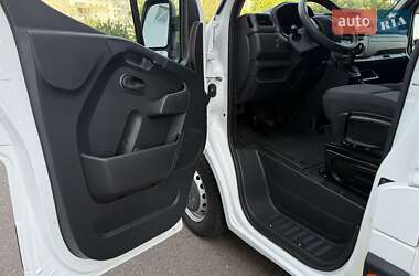 Вантажний фургон Renault Master 2021 в 