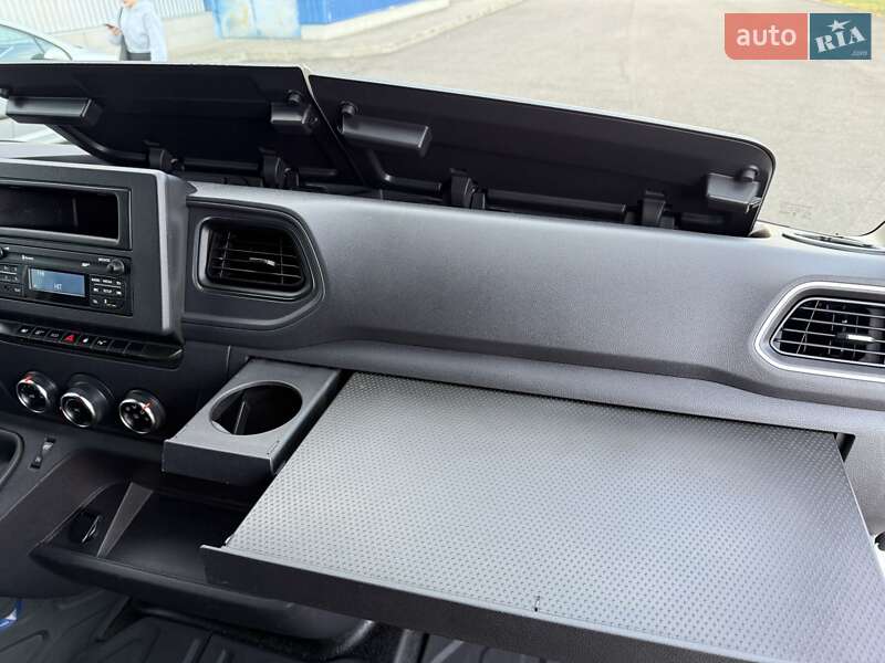 Грузовой фургон Renault Master 2021 в Киеве