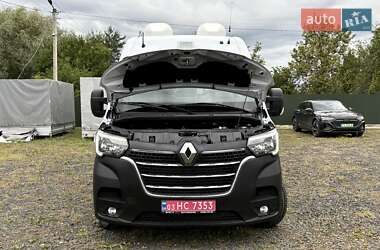 Грузовой фургон Renault Master 2020 в 