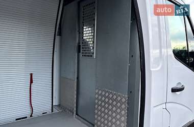 Грузовой фургон Renault Master 2021 в 