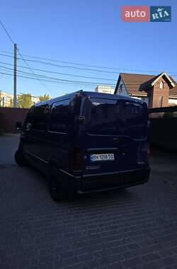 Грузовой фургон Renault Master 2002 в 