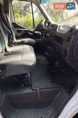 Грузовой фургон Renault Master 2013 в 