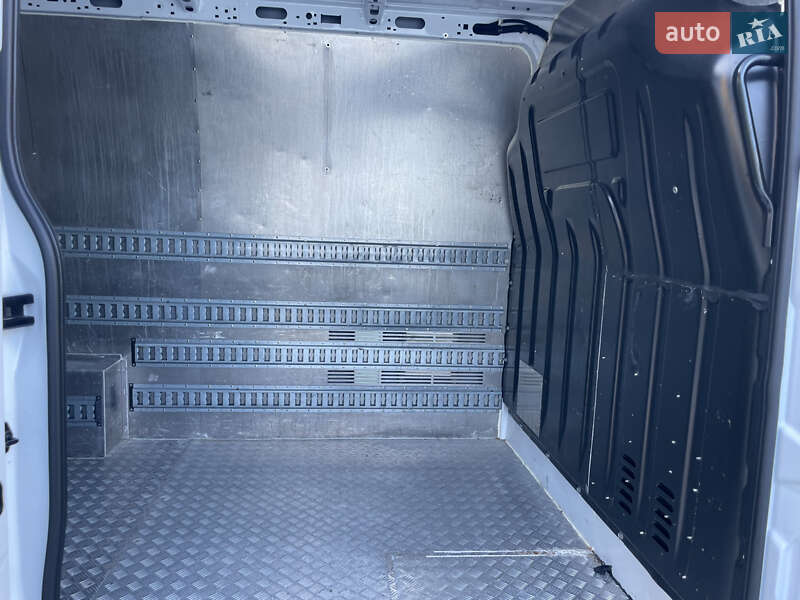 Грузовой фургон Renault Master 2021 в Одессе фото 12 Грузовой фургон Renault Master 2021 в Одессе
