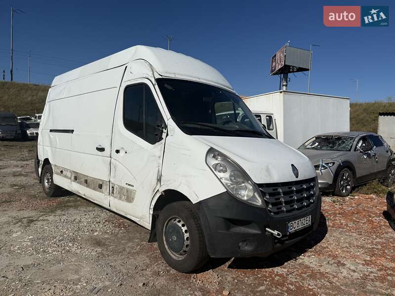 Грузовой фургон Renault Master 2011 в 