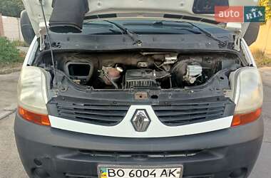 Грузовой фургон Renault Master 2004 в 