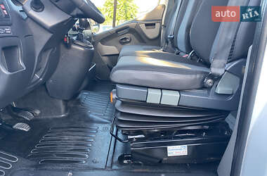 Евакуатор Renault Master 2017 в Луцьку