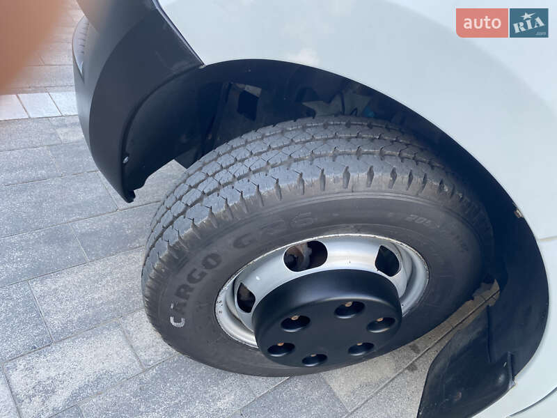 Автовоз Renault Master 2017 в Луцке