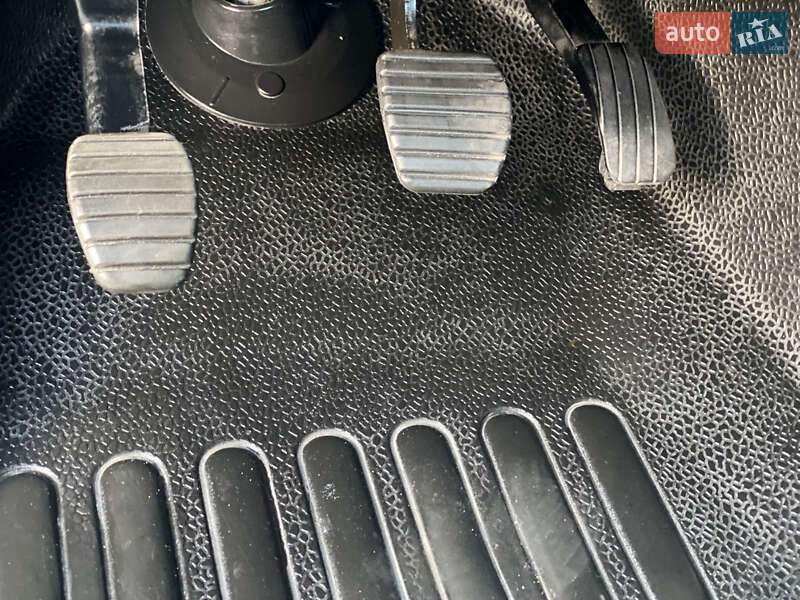 Автовоз Renault Master 2017 в Луцке