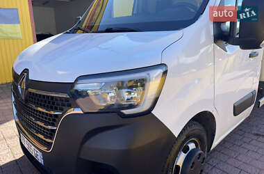 Грузовой фургон Renault Master 2020 в 