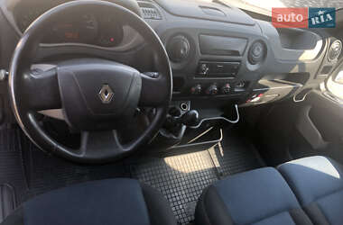 Грузовой фургон Renault Master 2012 в 