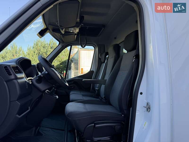 Тентований Renault Master 2022 в Києві