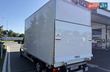 Грузовой фургон Renault Master 2021 в 