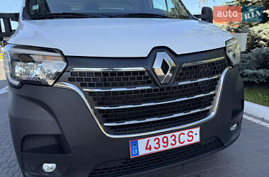Грузовой фургон Renault Master 2021 в 