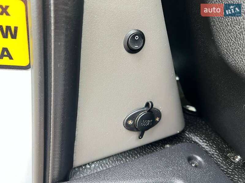 Тентованый Renault Master 2022 в Киеве