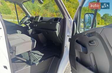 Грузовой фургон Renault Master 2021 в 