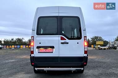 Грузовой фургон Renault Master 2021 в 