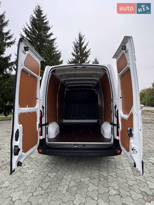 Грузовой фургон Renault Master 2021 в Дубно