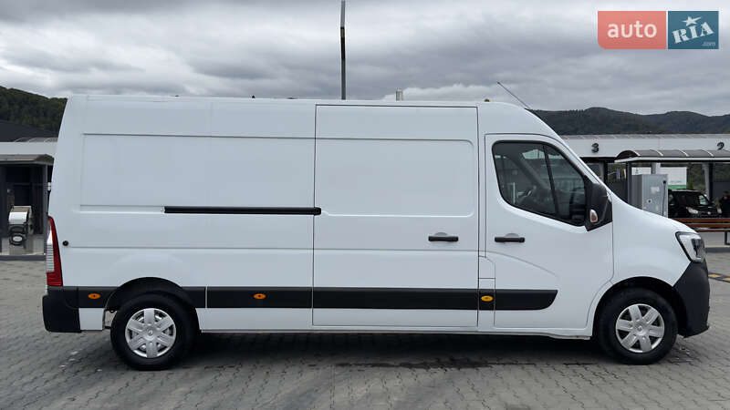 Грузовой фургон Renault Master 2021 в Хусте