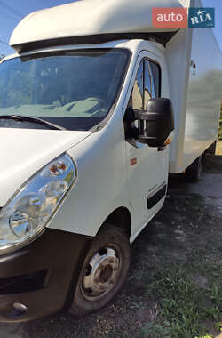 Грузовой фургон Renault Master 2015 в Николаеве
