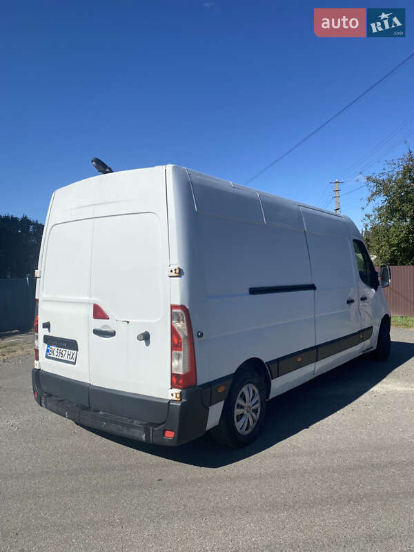 Грузовой фургон Renault Master 2010 в Сеньковке