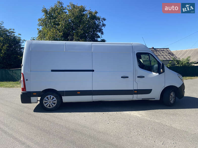 Грузовой фургон Renault Master 2010 в Сеньковке