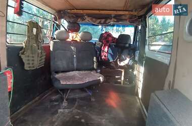 Грузовой фургон Renault Master 2000 в 