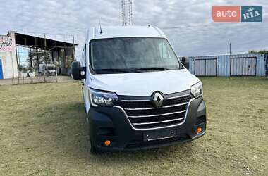 Грузовой фургон Renault Master 2023 в 