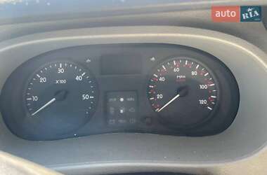 Грузовой фургон Renault Master 2004 в 