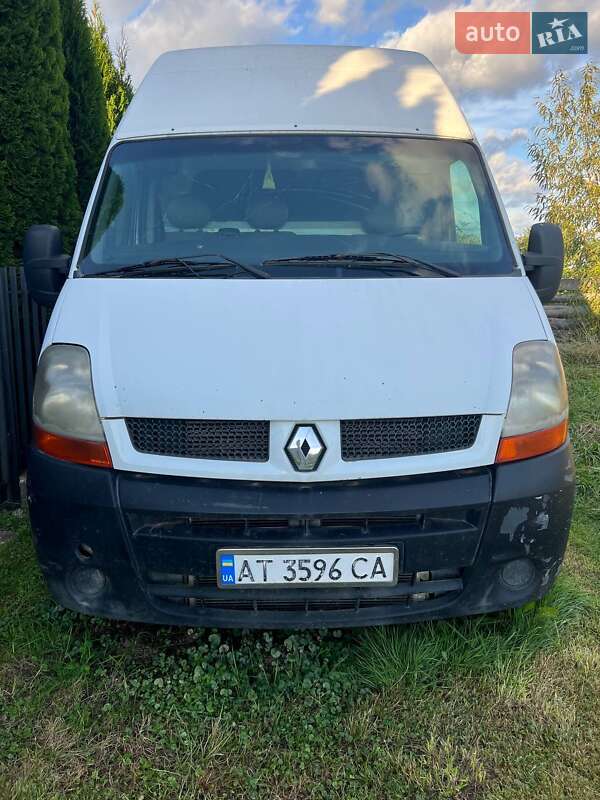 Грузовой фургон Renault Master 2004 в 