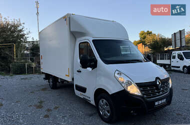 Вантажний фургон Renault Master 2016 в Рівному