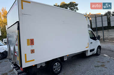 Грузовой фургон Renault Master 2016 в 