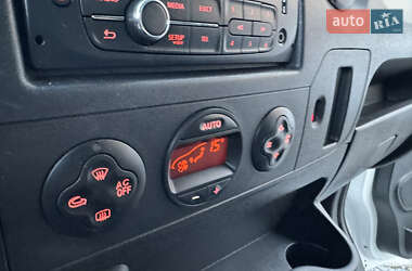 Грузовой фургон Renault Master 2016 в 