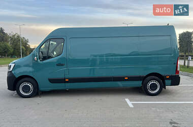 Грузовой фургон Renault Master 2022 в 