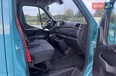 Грузовой фургон Renault Master 2022 в 
