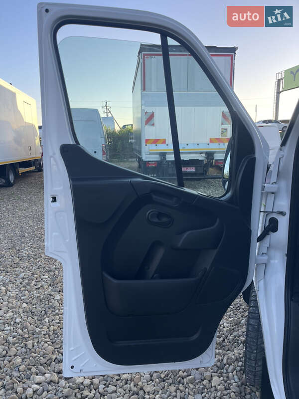 Грузовой фургон Renault Master 2020 в Львове