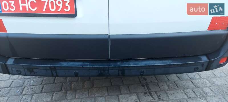 Грузовой фургон Renault Master 2017 в Вараше