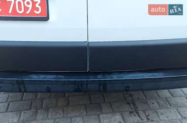 Грузовой фургон Renault Master 2017 в 