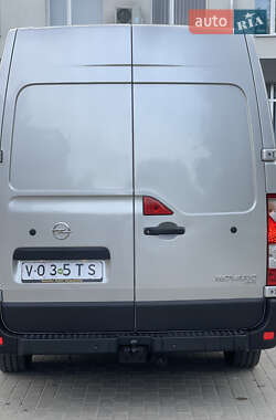 Грузовой фургон Renault Master 2018 в 