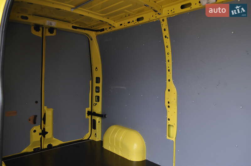 Вантажний фургон Renault Master 2021 в Києві фото 33 Вантажний фургон Renault Master 2021 в Києві